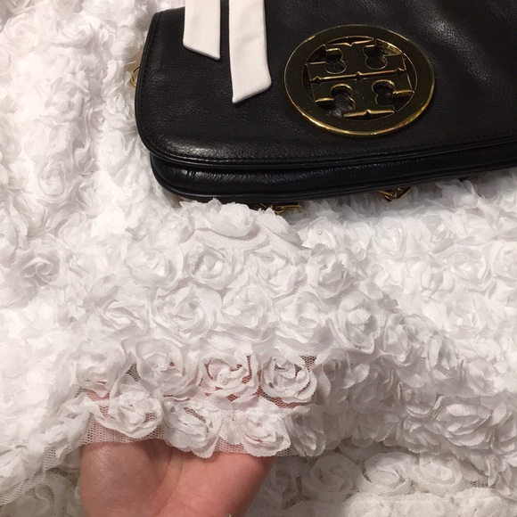 Cute White Dress Xs - Picture 2 of 4